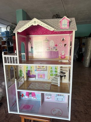 Casa de muñecas grande