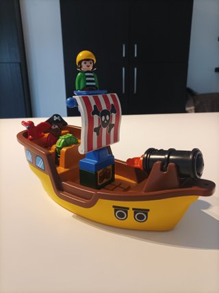 Barco Pirata Juguete con Figuras