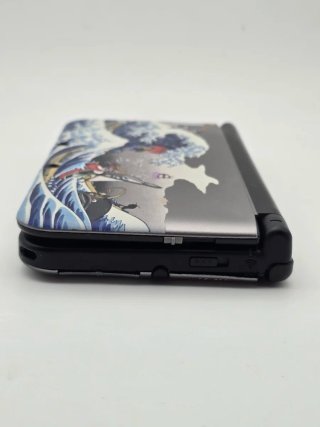 Nintendo 3DS XL tema Hokusai + SD 64gb con juegos