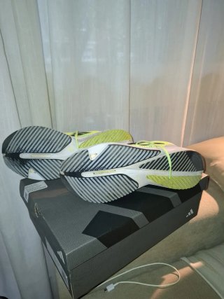 Zapatillas Adidas Adizero SL Verde y Negro