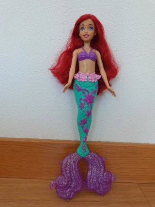 Lote Barbie sirena, sirena Ariel Disney, Vips Pets