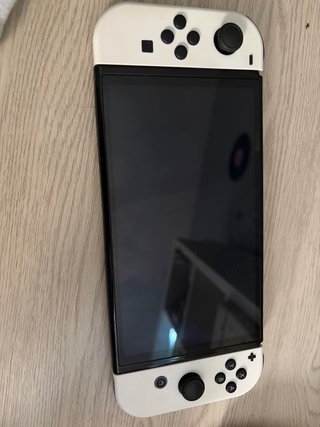 Nintendo Switch OLED Blanca y Negra