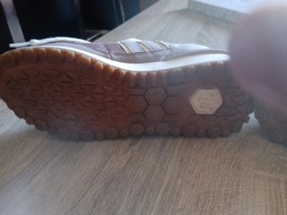 Zapatillas Mustang mujer rosa y blanco. Nuevas