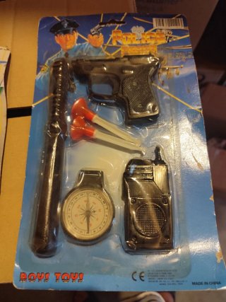 Lote 7 pistolas de juguete en blister, C5