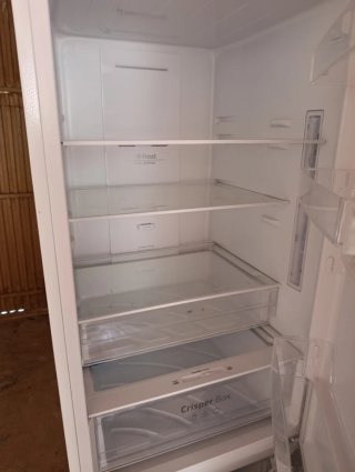 Nevera como nueva - 1 año y medio