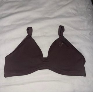 Top Gymshark Marrón Nuevo es la talla L