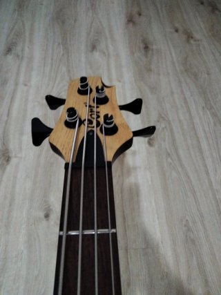 Bajo Eléctrico Cort 4 Cuerdas