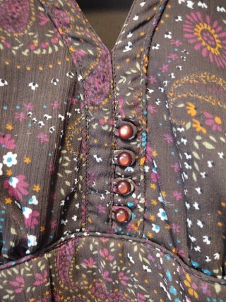 Vestido H&M estampado floral talla M