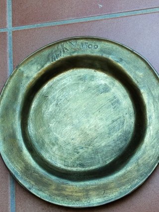 Plato decorativo bronce antiguo