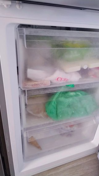 Frigorífico Corberó y Congelador de 217litros