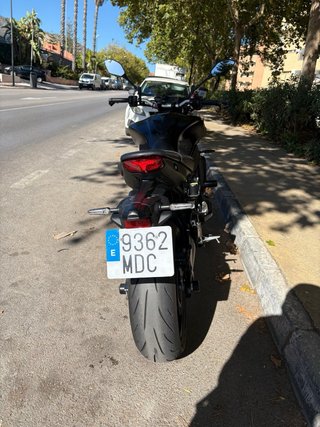 Yamaha MT-09 Negra