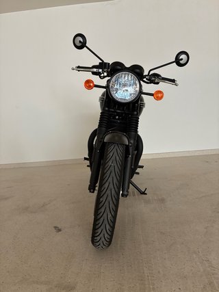 Triumph Bonneville T120 Black Gold Line