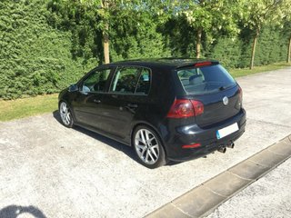 Volkswagen Golf 2004