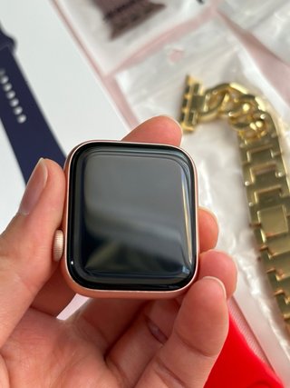 Apple Watch SE 40mm Oro con Cinghie