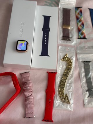 Apple Watch SE 40mm Oro con Cinghie