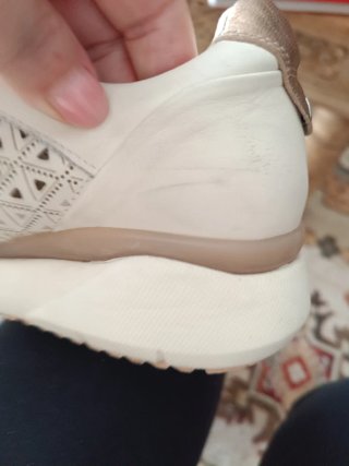 Zapatillas Pikolinos Beige/Blanco Perforadas