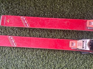 Esquís rojos Salomon Dynamic Tubular Colecciónable