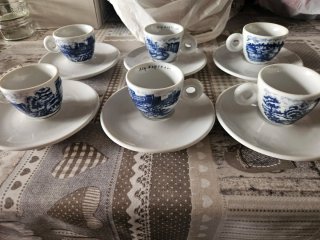 Set 6 tazzine Illy Venezia con piattino