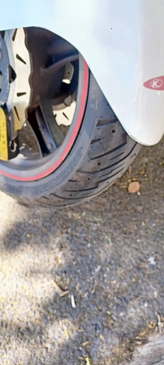 Kymco Xciting 500R blanca
