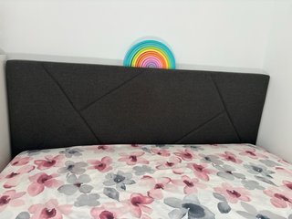Cama 180 con cabecero tapizado incluye colchon