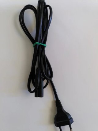 Cable alimentación IEC C a C1 (Negro 180 cm)