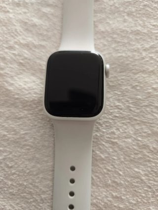 Apple Watch Series 8 41mm Argento