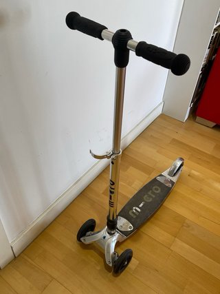 Patinete 3 Ruedas Adulto Micro