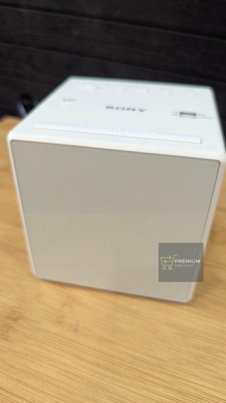 Sony ICF-C1 - Radio despertador con pantalla LED