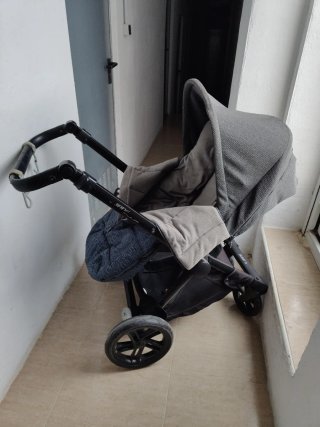 Carrito Bebé Gris Oscuro más maxicosi