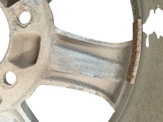 Llanta Nissan terrano 1993-2007