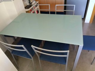 Mesa de cocina cristal y metal
