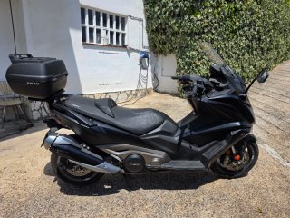 Kymco AK 550 2020 - 16.628 km - Baúl SHAD