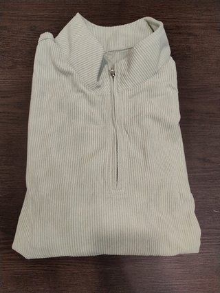 Maglione collo alto mezza zip verde