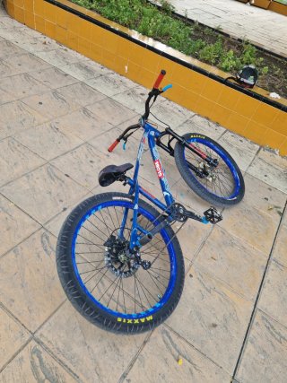 Bici stunt Collective x1 Azul Edición Limitada