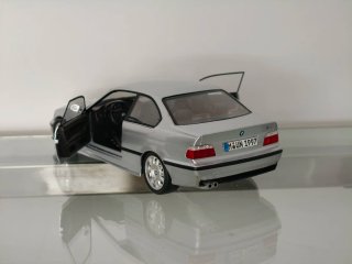 Maqueta BMW M3 E36 1:18