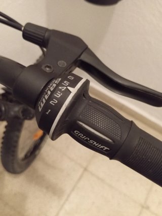 Bicicleta Rockrider ST 500 20 Negra