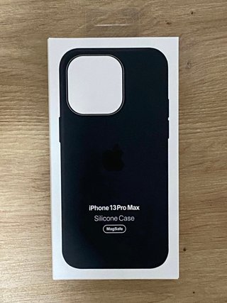 Custodia iPhone 13 Pro Max Nero MagSafe