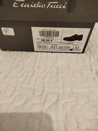 Zapatos de vestir de ante marrón emidio tucci