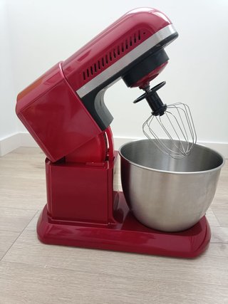 Batidora amasadora Silvercrest roja