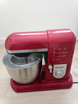 Batidora amasadora Silvercrest roja