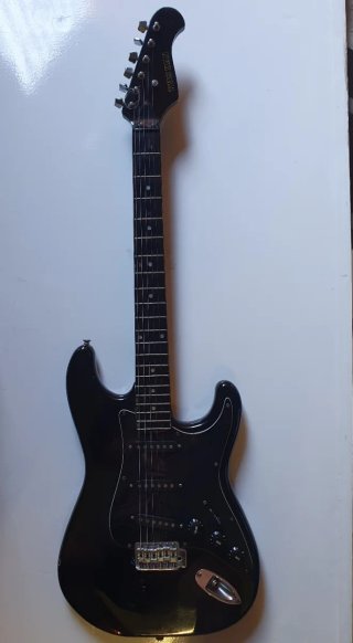 Guitarra Eléctrica Kum Han