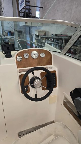 Barco Sabor con motor Suzuki
