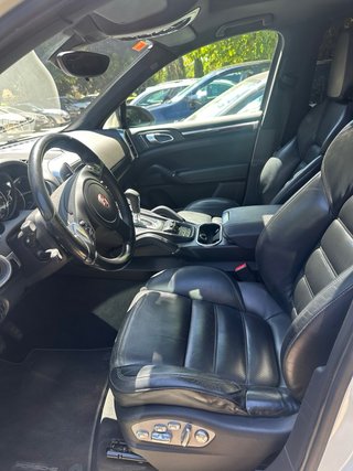 Porsche Cayenne 2010
