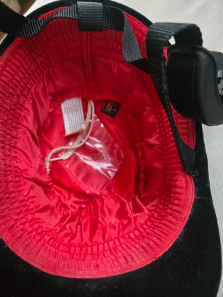 Casco Equitación Zaldi Terciopelo Negro