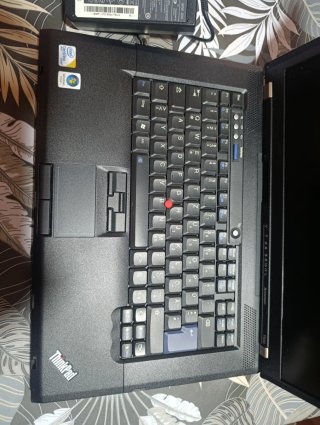 Lenovo ThinkPad T500 Portátil Negro