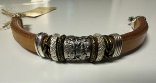 Pulseras cuero estilo Platadepalo