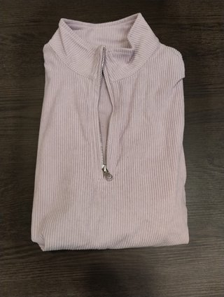 Maglione a coste con mezza zip