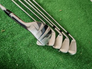 Conjunto de Hierros Cleveland Launcher XL