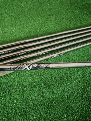 Conjunto de Hierros Cleveland Launcher XL
