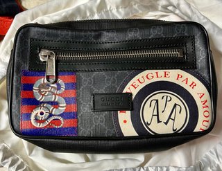 Riñonera Gucci Night Courrier Belt Bag GG Supreme